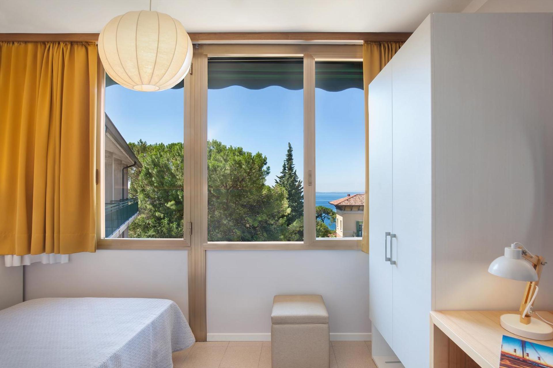Hotel Gabbiano - Garda Lake Collection Екстериор снимка